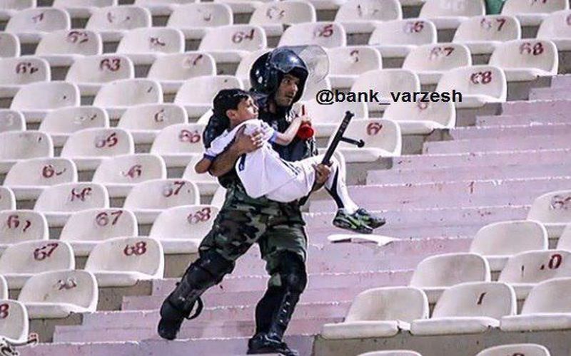 چرا خشونت در ورزشگاه های ایران بالا گرفته است؟