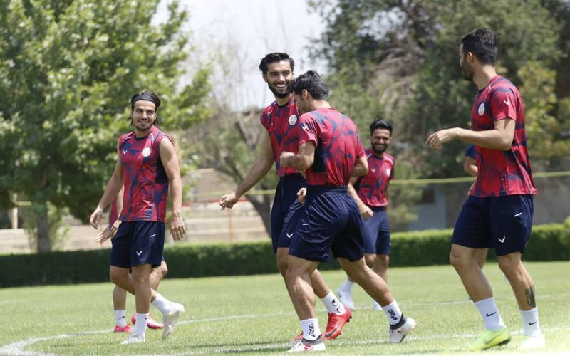 آخرین تمرین پرنشاط و پرروحیه مسی ها برای بازی با استقلال خوزستان