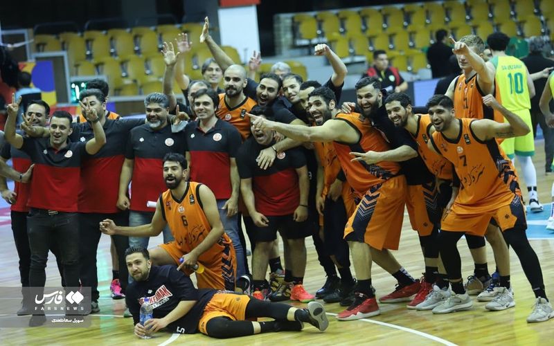 پیروزی قاطعانه بسکتبالیست های مس کرمان برابر خانه بسکتبال خوزستان