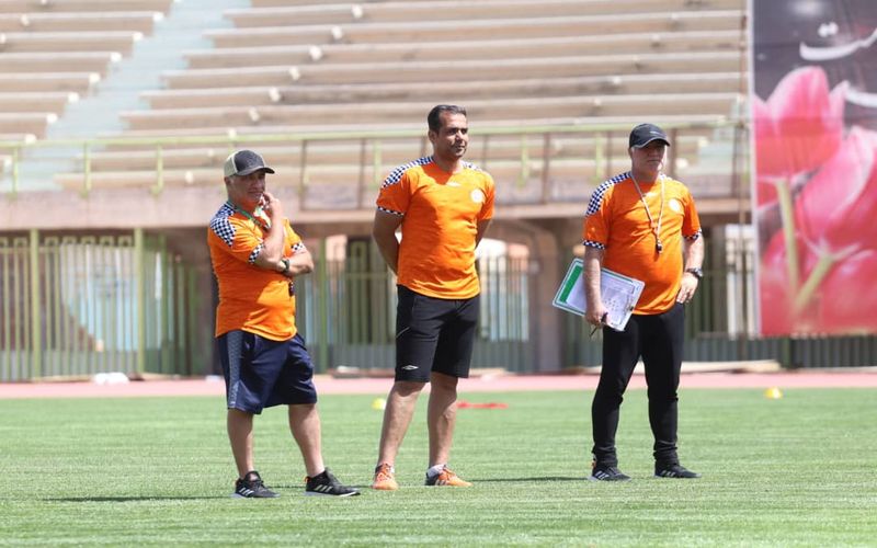 مربی تیم فوتبال مس کرمان: آرمان گهر با همین سبک بازی برابر ما تنور بالای جدول را داغ خواهد کرد