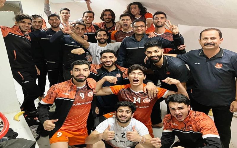 تیم والیبال مس کرمان موفق شد جواز صعود به دور پلی آف رقابت های سری بی لیگ دسته یک کشور را از آن خود کند.