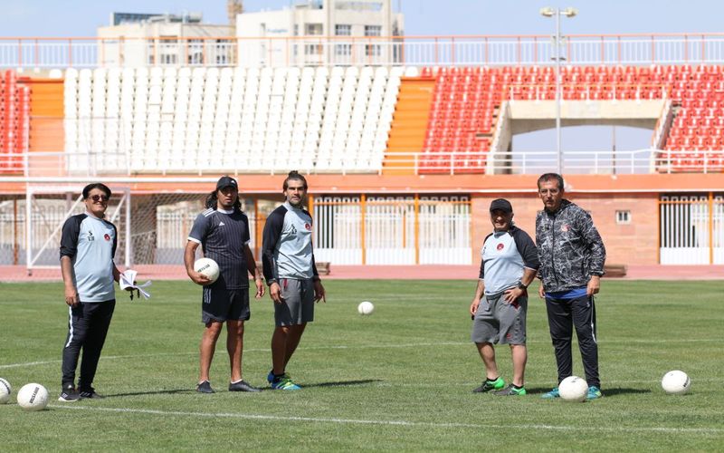 مربی تیم فوتبال مس کرمان: برنامه های متنوعی برای بازی با ذوب آهن داریم