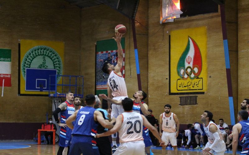 پیروزی مقتدرانه بسکتبالیست های مس کرمان برابر نبوغ اراک