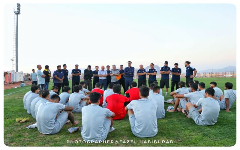 حضور مدیرعامل جدید باشگاه مس کرمان در تمرین تیم فوتبال