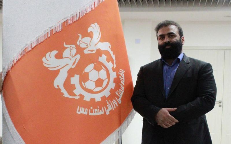 معاون فنی باشگاه: محمودی نیا به کارش ادامه دهد / باشگاه برای تیم کم نگذاشته است
