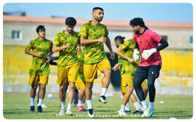 آخرین تمرین تیم فوتبال مس کرمان پیش از بازی برابر نفت مسجدسلیمان
