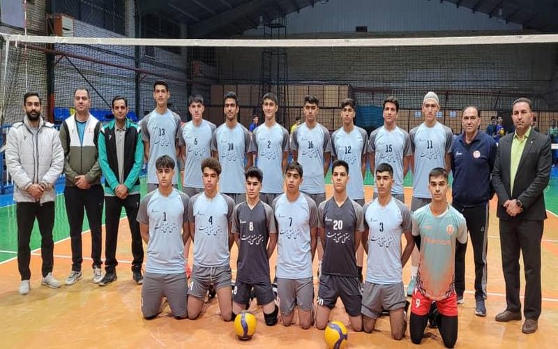 نوجوانان والیبالیست مس کرمان عازم مسابقات لیگ یک در قم