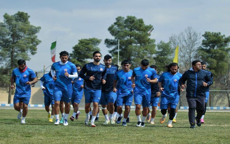 بازیکنان مس کرمان آماده برای مصاف با فجرسپاسی در شیراز