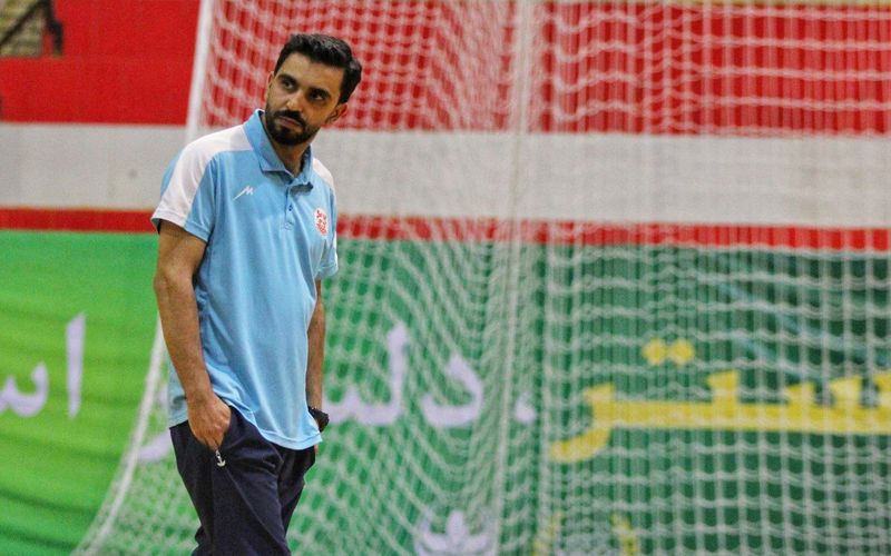 سرمربی هندبال مس کرمان: با وجود جوانگرایی به دنبال کسب عنوان قهرمانی هستیم