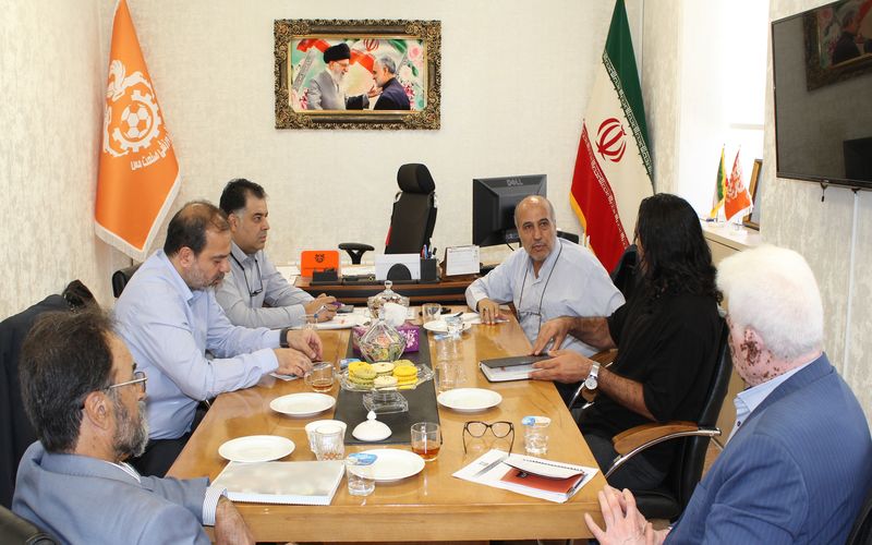 نشست مدیرکل تربیت بدنی شرکت مس با مدیران باشگاه مس کرمان در حاشیه جلسات هماهنگی باشگاه‌های صنعت مس