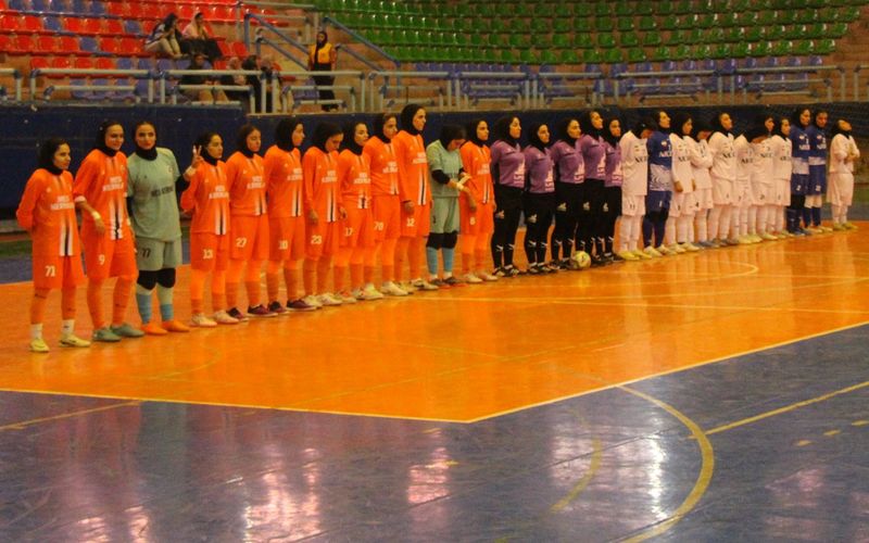 دختران فوتسالیست مس کرمان با تساوی برابر رفسنجانی ها به صدر جدول رفتند