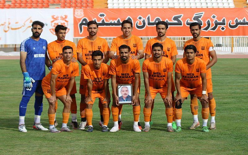 مس نوین از روز 29 اردیبهشت بازی های خود را در لیگ چهار از سر می گیرد