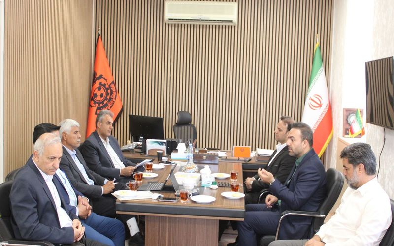 جلسه مشترک باشگاه مس کرمان با فدراسیون و هیات هندبال برای برگزاری بازی های لیگ برتر